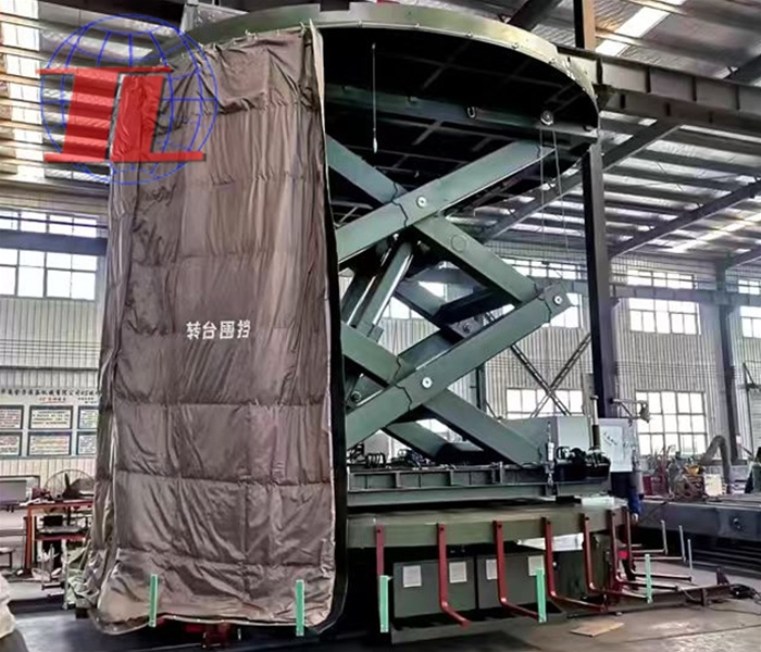 Military monitoring lifting and rotating multifunctional vehicle